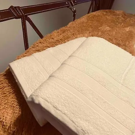 בית נופש Luxury In Hanham בריסטול