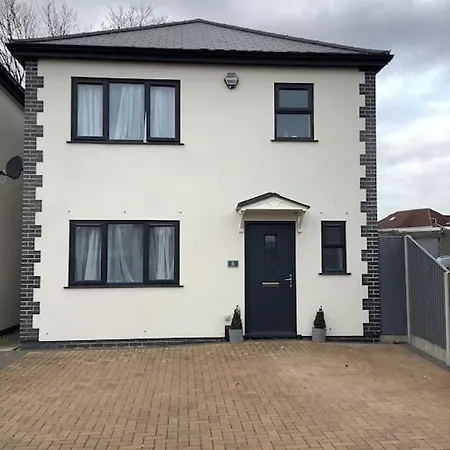 Luxury In Hanham Nyaraló *